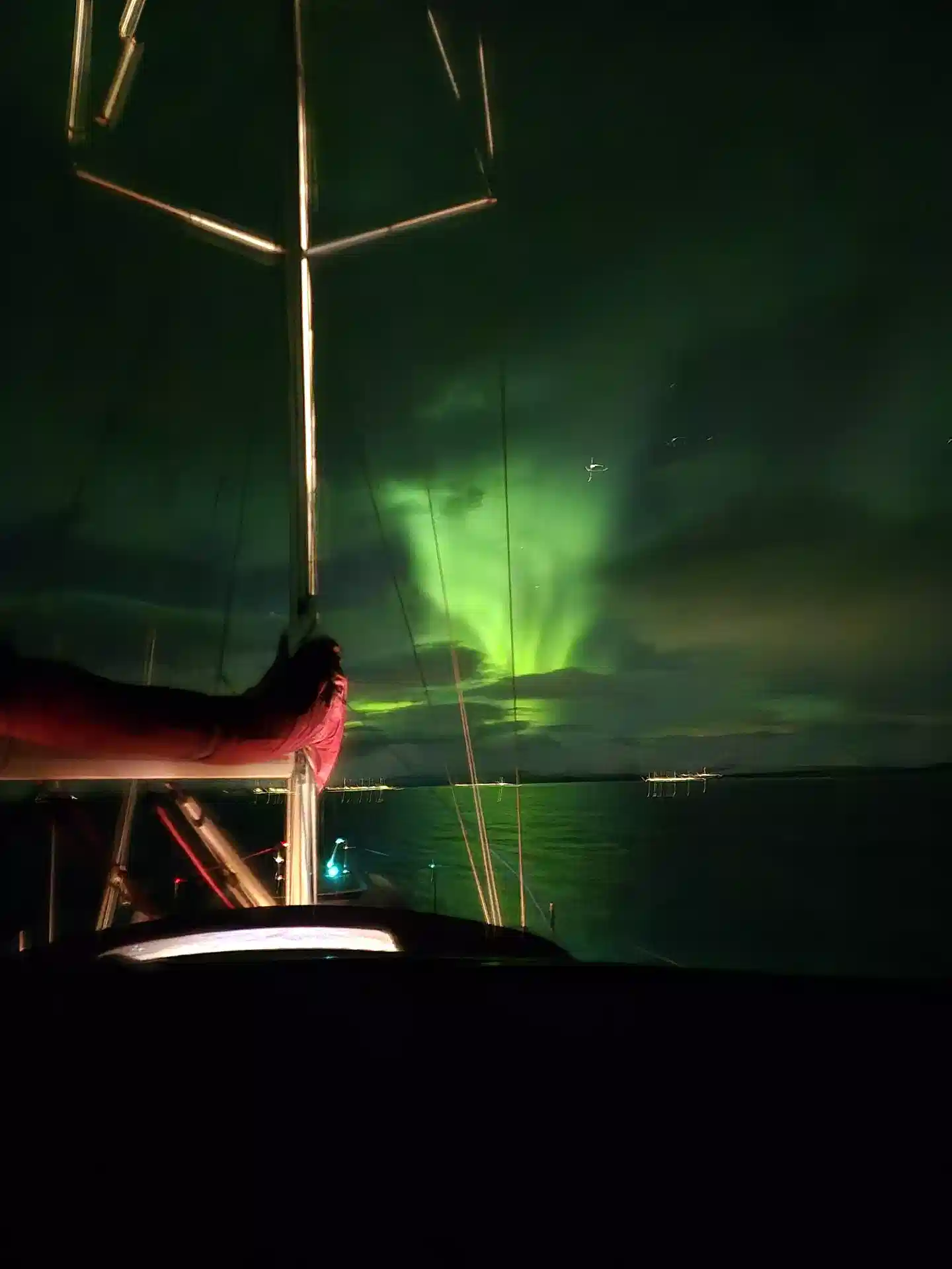 Northern lights sailing: an aurora photo safari